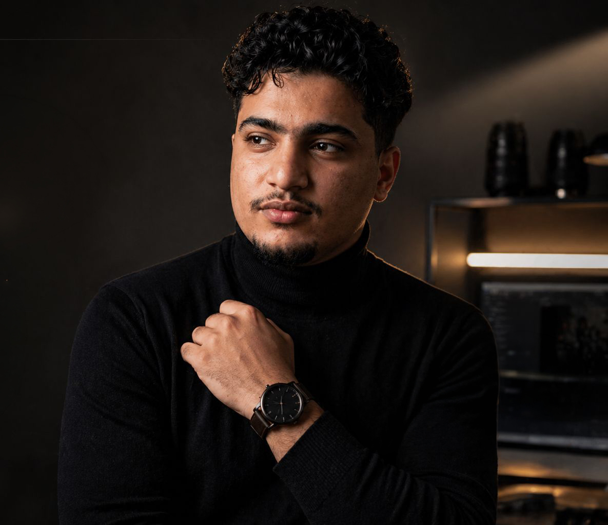 وليد جميل علي أحمد راجح أثناء العمل